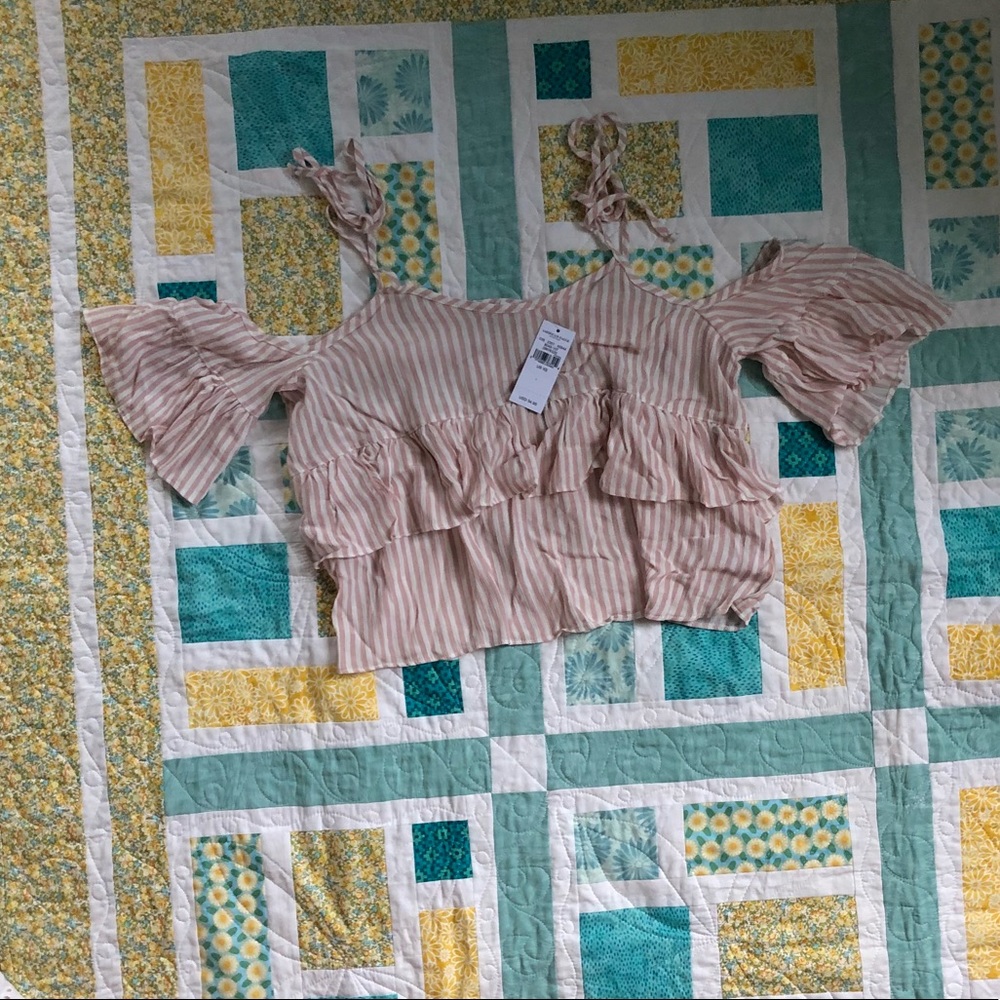 AE off the shoulder, tie strap, striped ruffle top